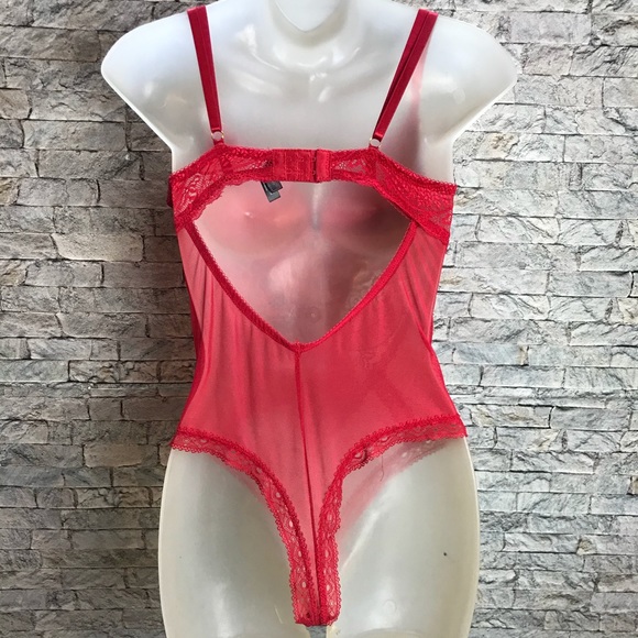 Black Fuchsia by Secret Lace Red Lace Medium Teddy - Picture 14 of 16